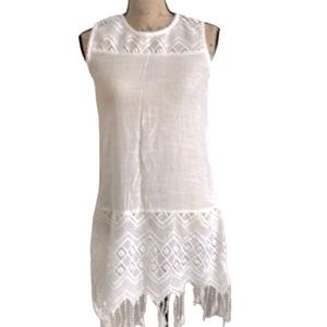 🛑SALE $5.00🛑 Beach coverup lace hem detail